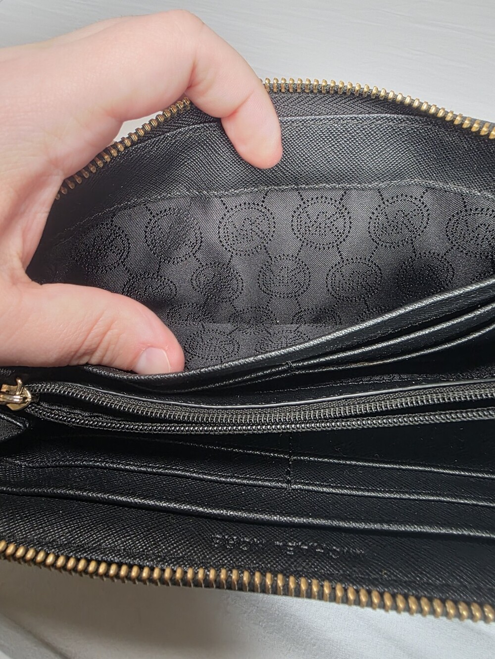 Michael Kors Black Saffiano Leather Zip Wallet with Gold Logo - Picture 9 of 15